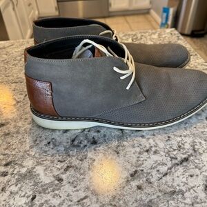 Steve Madden “M-Dublin” Men’s Chukka Boots – Size 10.5